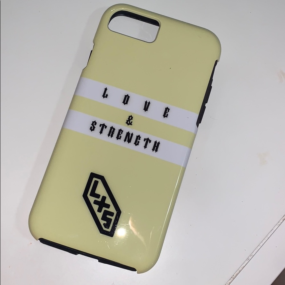 L & S iPhone 7 phone case